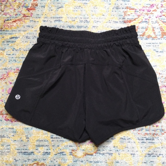 Lululemon Tracker Short V *4" Liner-less Running Black Size 4 - Picture 6 of 6